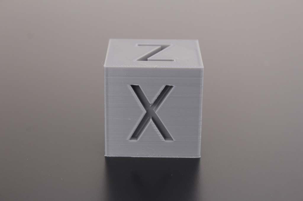 200-Calibration-Cube-Regular-Grey-PLA-Good-Lighting.jpg