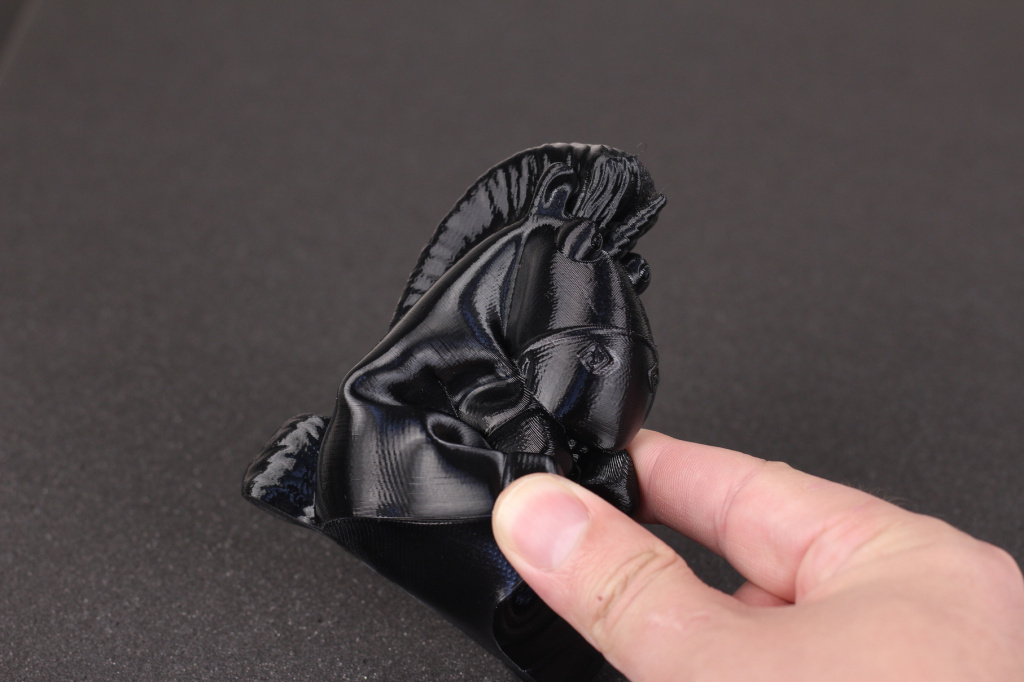 Fluffy-the-Unicorn-by-Alsamen-Sidewinder-X2-1.jpg Fluffy-the-Unicorn-by-Alsamen-Sidewinder-X2-1.jpg