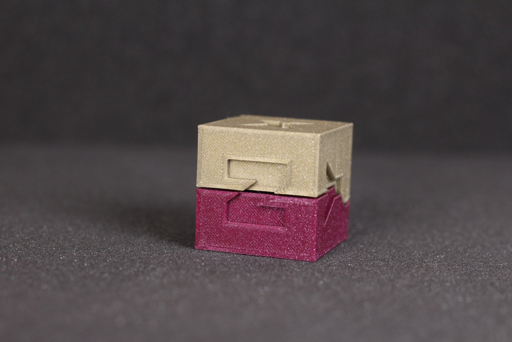 Hinged-Calibration-Cube-on-SV04-1.jpg Hinged-Calibration-Cube-on-SV04-1.jpg