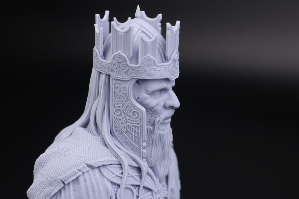 King-of-the-Dead-by-Fotis-Mint-Anycubic-Photon-D2-Review4.jpg