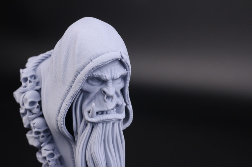 GulDan-Bust-from-Fotis-Mint-Anycubic-Photon-D2-Review5.jpg