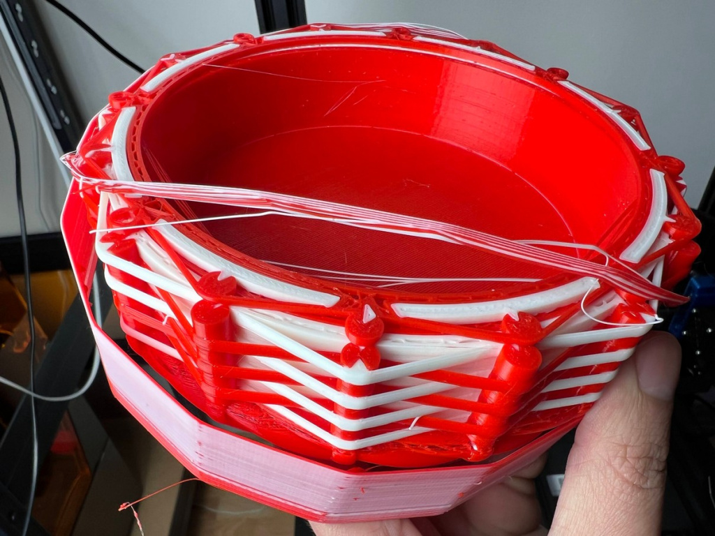 Failed-Prints-on-SOVOL-SV04-due-to-layer-shifts-2.jpg Failed-Prints-on-SOVOL-SV04-due-to-layer-shifts-2.jpg