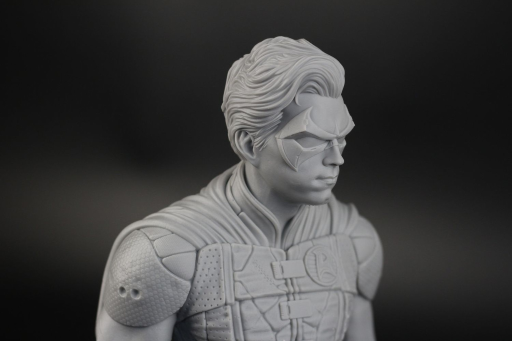 Robin-Bust-printed-on-Creality-Halot-Mage-Pro2.jpg Robin-Bust-printed-on-Creality-Halot-Mage-Pro2.jpg