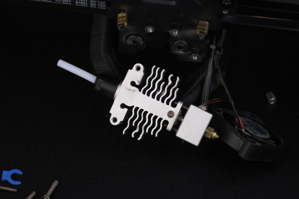 Creality-Ender-5-S1-Hotend-Bi-Metal-Heat-Break2.jpg Creality-Ender-5-S1-Hotend-Bi-Metal-Heat-Break2.jpg