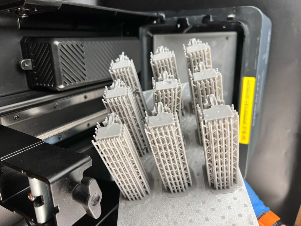 Halot-Mage-Pro-170mmh2-rotated.jpg Halot-Mage-Pro-170mmh2-rotated.jpg