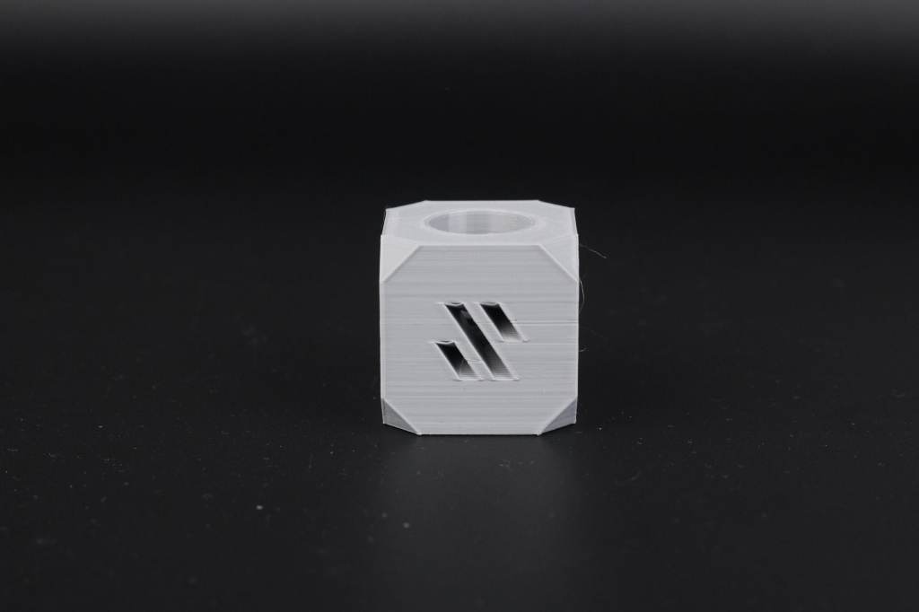 Voron-Calibration-Cube-on-Anycubic-Kobra-Plus3.jpg Voron-Calibration-Cube-on-Anycubic-Kobra-Plus3.jpg