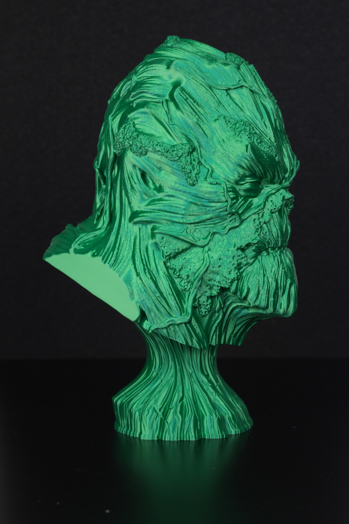 Swamp-Thing-printed-on-Sidewinder-X2-3.jpg Swamp-Thing-printed-on-Sidewinder-X2-3.jpg