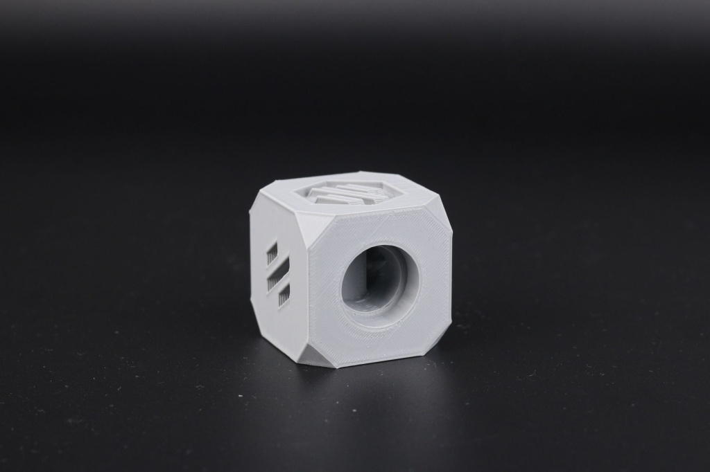 Voron-Calibration-Cube-on-Anycubic-Kobra-Plus5.jpg Voron-Calibration-Cube-on-Anycubic-Kobra-Plus5.jpg