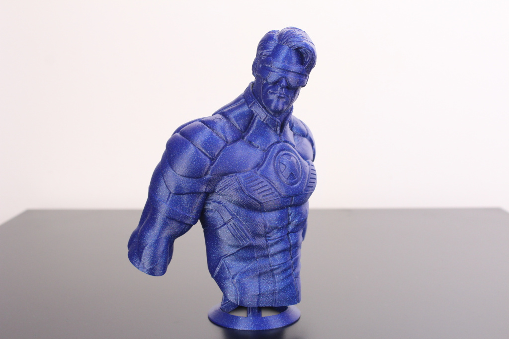 Cyclops-printed-with-Glint-filament-Good-Lighting.jpg