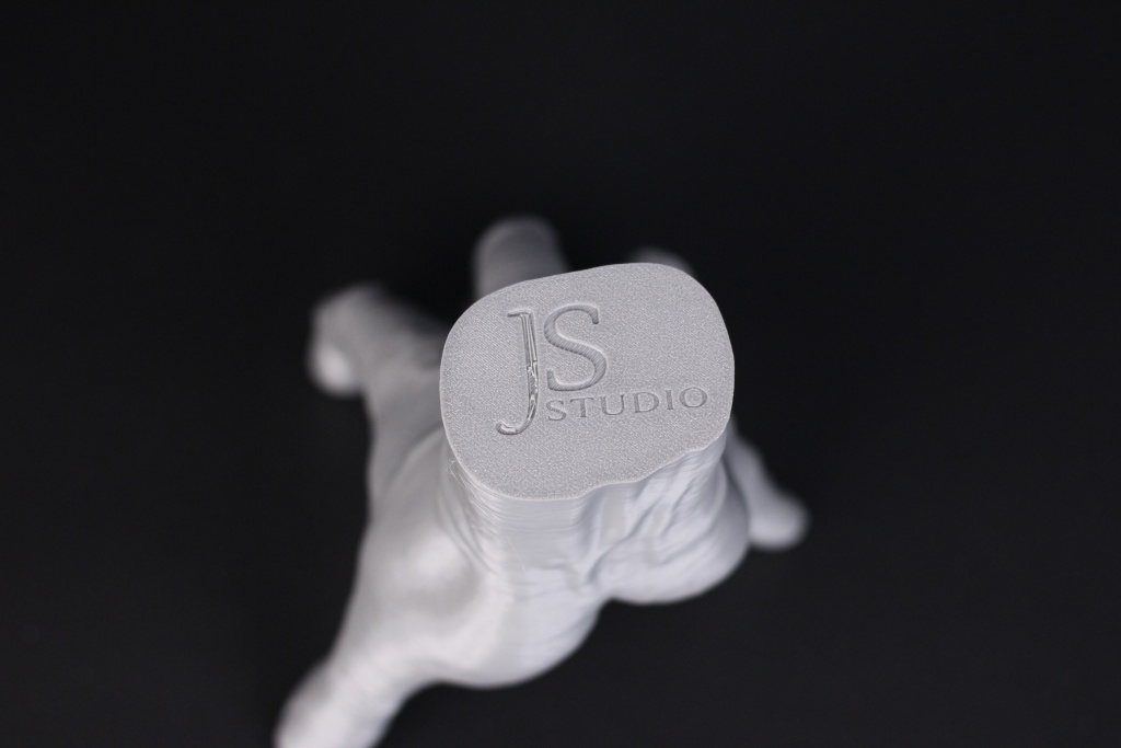 The-Thing-PLA-model-on-Anycubic-Kobra-2.jpg The-Thing-PLA-model-on-Anycubic-Kobra-2.jpg